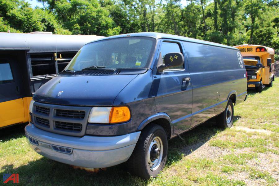 2002 dodge ram van 3500