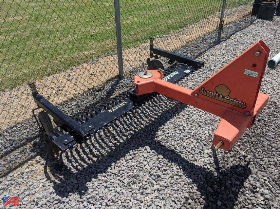 Auctions International Auction Village of BergenNY 21596 ITEM