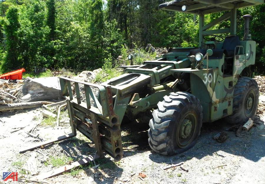 Auctions International Auction Town Of Greenville Hwy Ny 21693 Item 301 1967 Chrysler Us Army Mlt 6ch Rough Terrain Forklift
