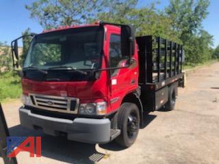 2006 Ford 550 Stake Bed Truck with Ramp