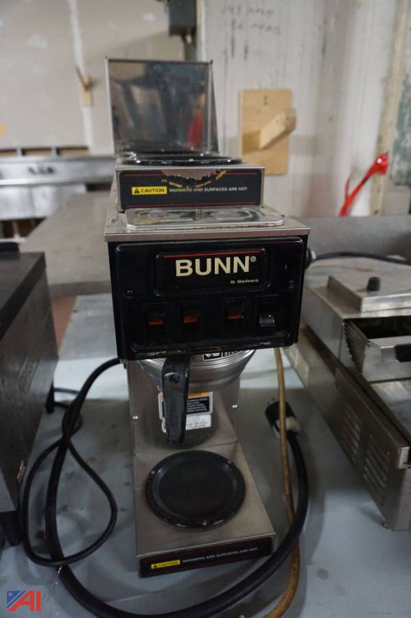 Bunn S Series Coffee Maker with Heaters