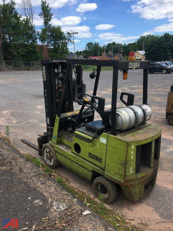 Auctions International Auction Surplus LiquidationNY 21921 ITEM