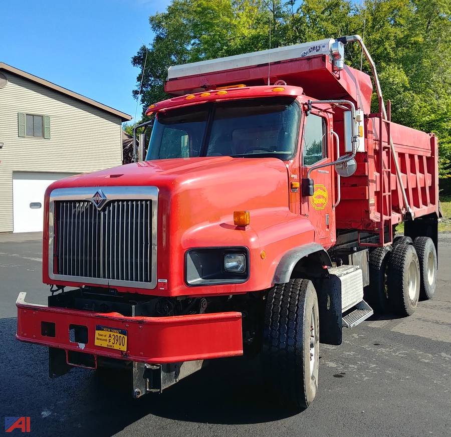 Auctions International Auction Town of 22385 ITEM 2003