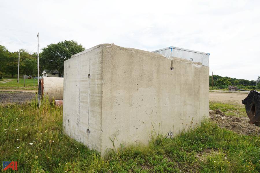 Auctions International Auction Business SurplusNY 22714 ITEM