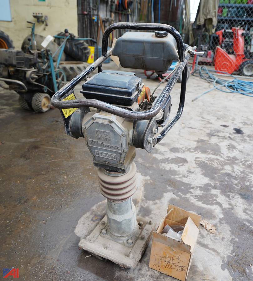 Auctions International Auction Business SurplusNY 23054 ITEM MQ Jumping