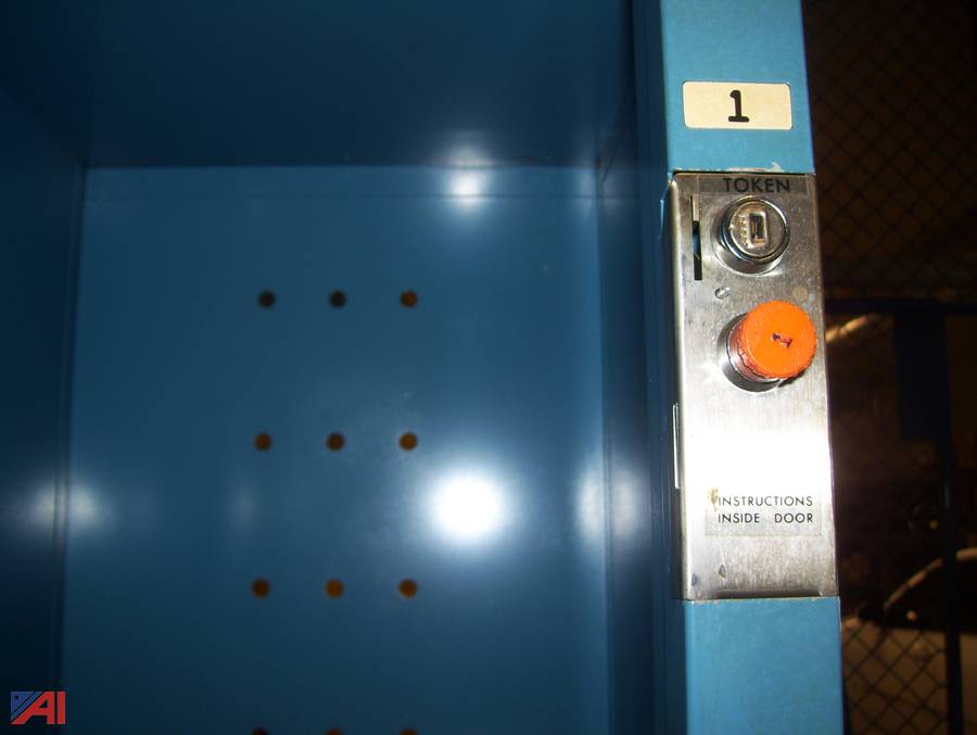 Auctions International Auction Town of Lakeville DPWMA 23385 ITEM