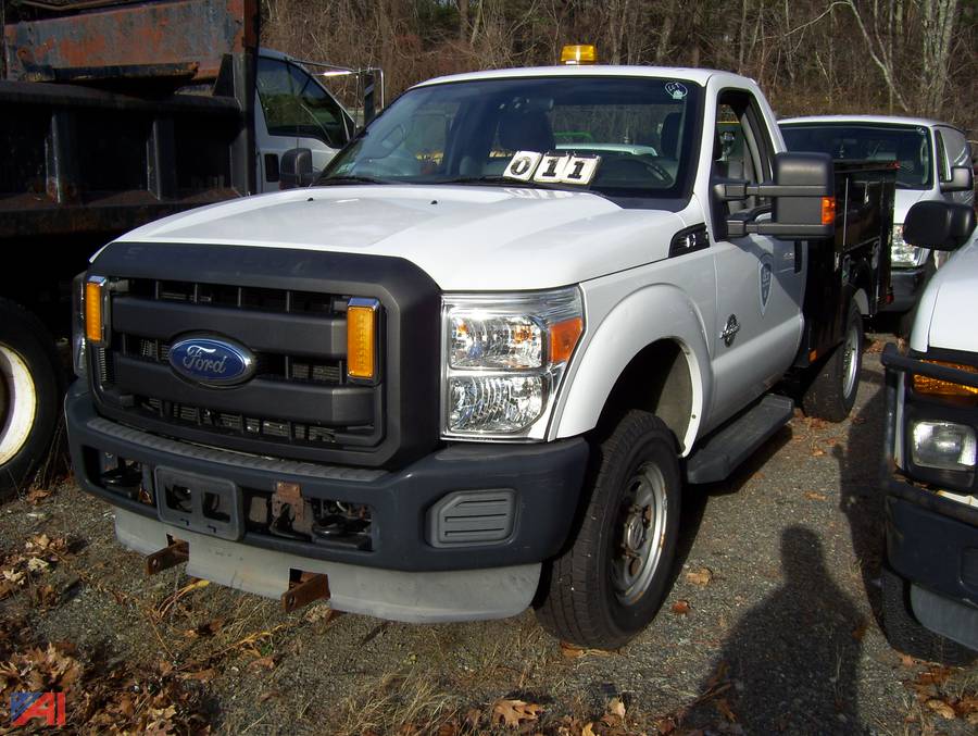 Auctions International Auction Mass OSD DCR Stoneham GarageMA 23455 ITEM 2011 Ford F350