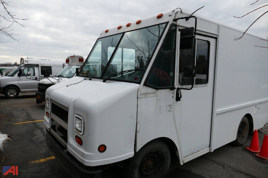 Auctions International Auction Shenendehowa Csd Ny 23647 Item 1995 Chevy P30 Step Van