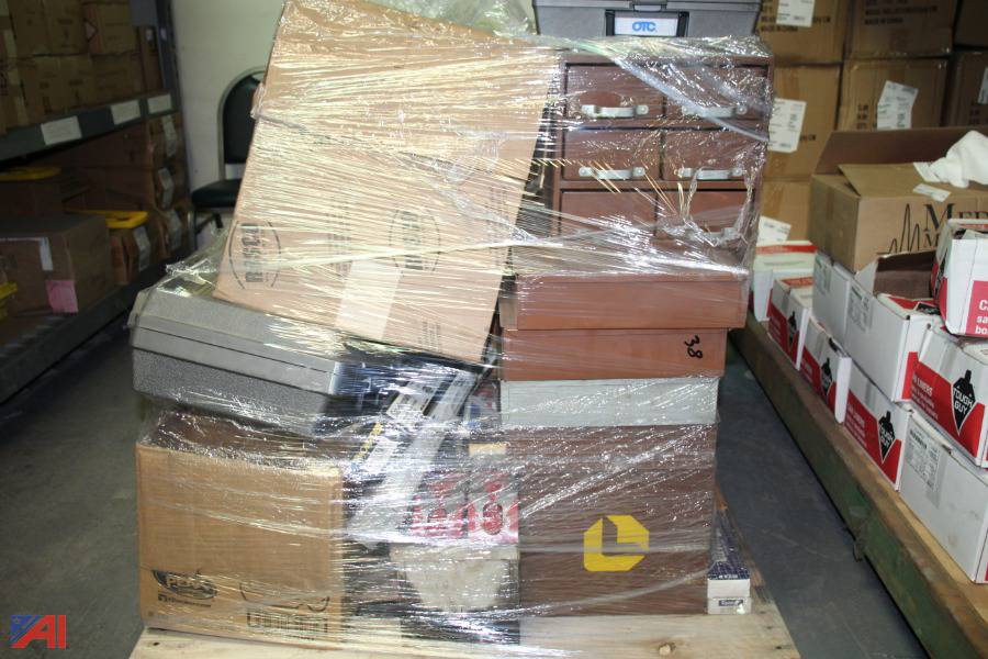 Auctions International Auction Levittown UFSDNY 24207 ITEM Pallet