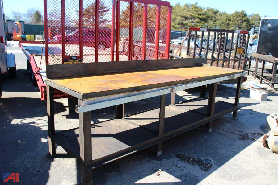 Auctions International Auction Levittown UFSDNY 24207 ITEM