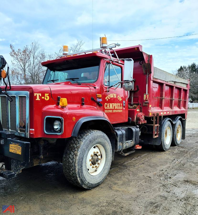 Auctions International Auction Town of Campbell HwyNY 24360 ITEM