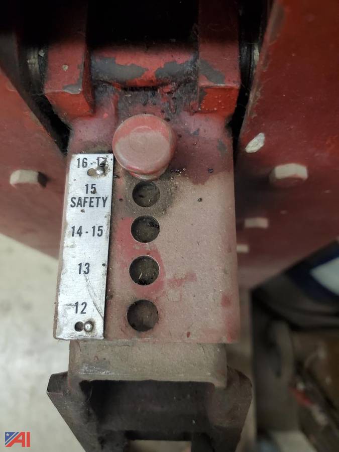 Auctions International Auction Town of Orchard ParkNY 24486 ITEM