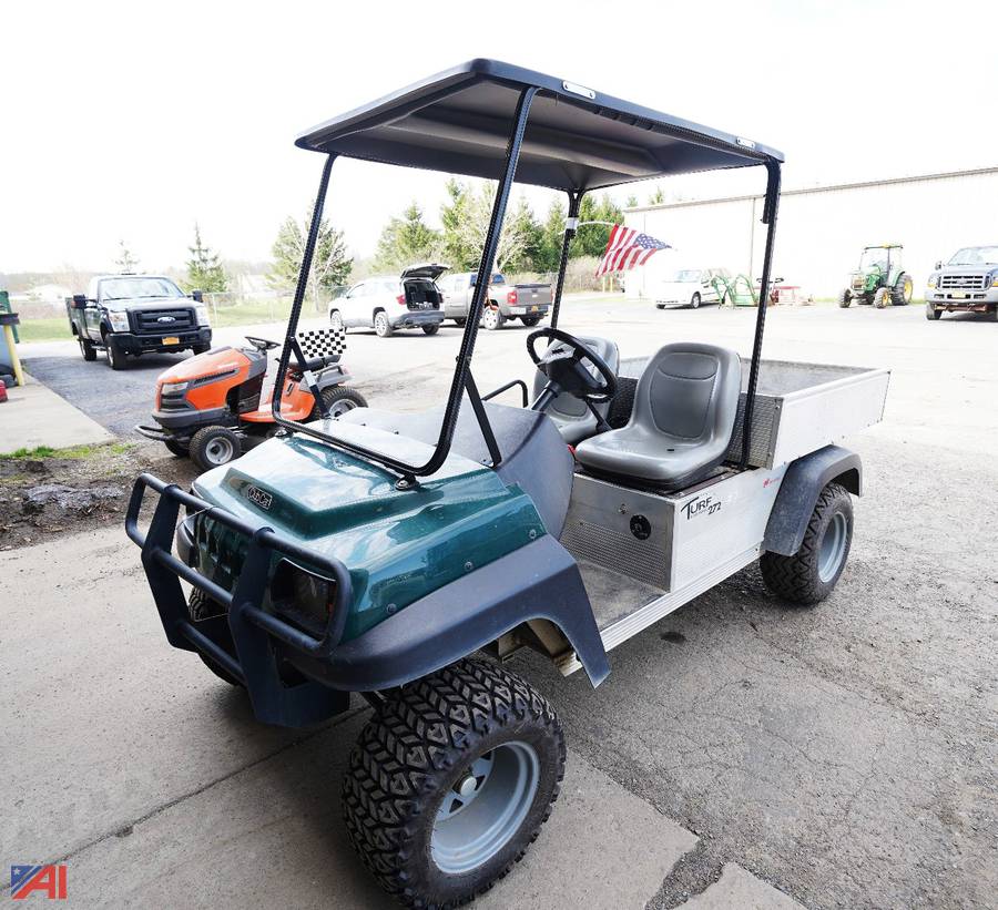 Auctions International - Auction: Town of Hamburg Buildings & Grounds-NY  #24735 ITEM: **Lot Updated** Club Car 272 Turf Carryall Electric Dump UTV