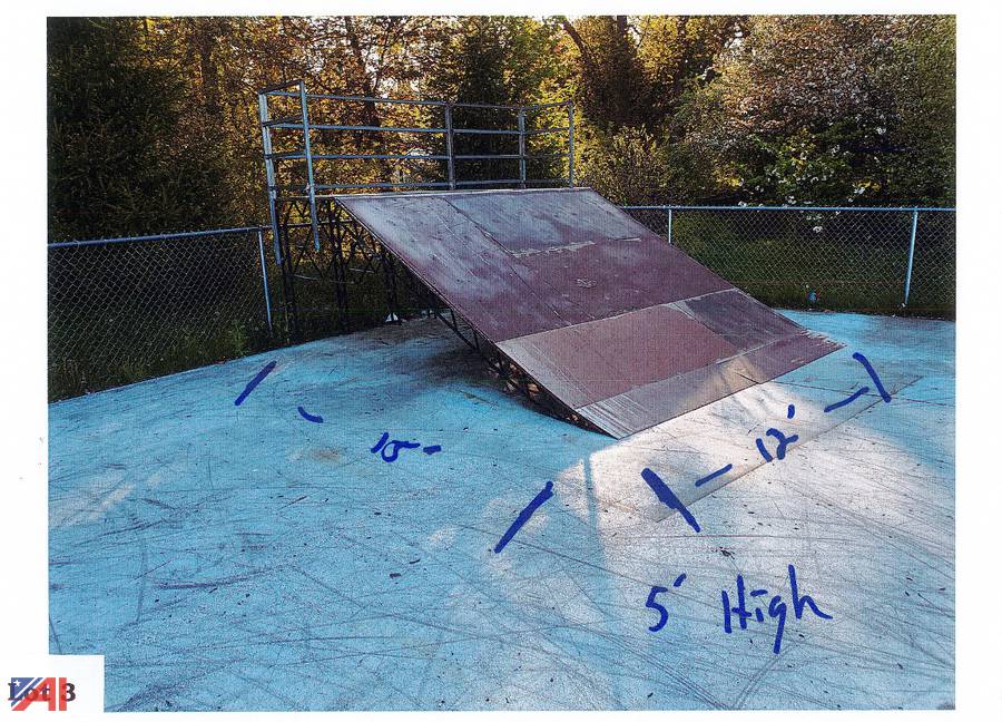 Auctions International Auction Village of Springville DPWNY 25129 ITEM 15' x 12' Single