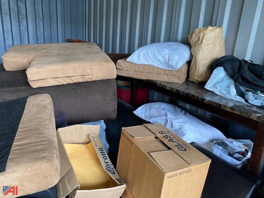 Auctions International Auction Storage Units AuctionNY 25165 ITEM