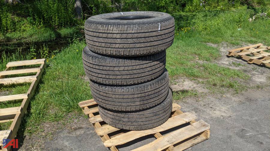 Auctions International Auction Horseheads CSDNY 25326 ITEM Michelin Tires