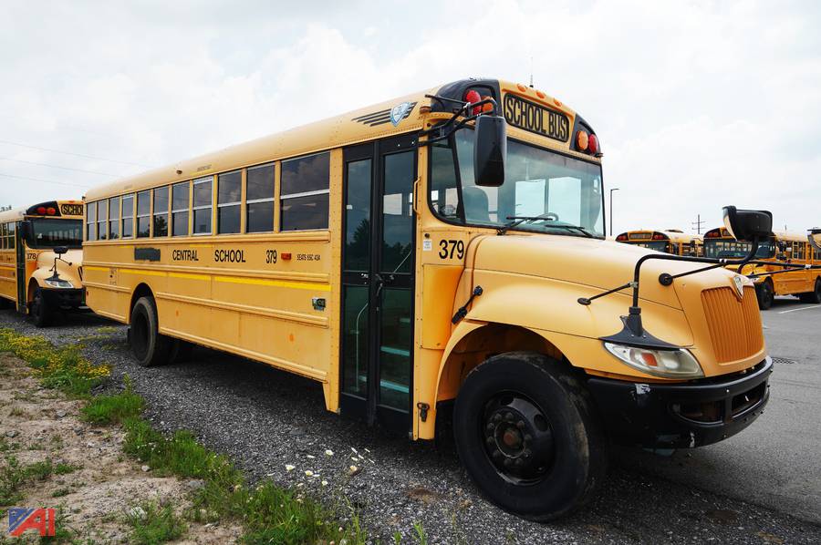 2010 International CE Full Size School Bus/379 Auction
