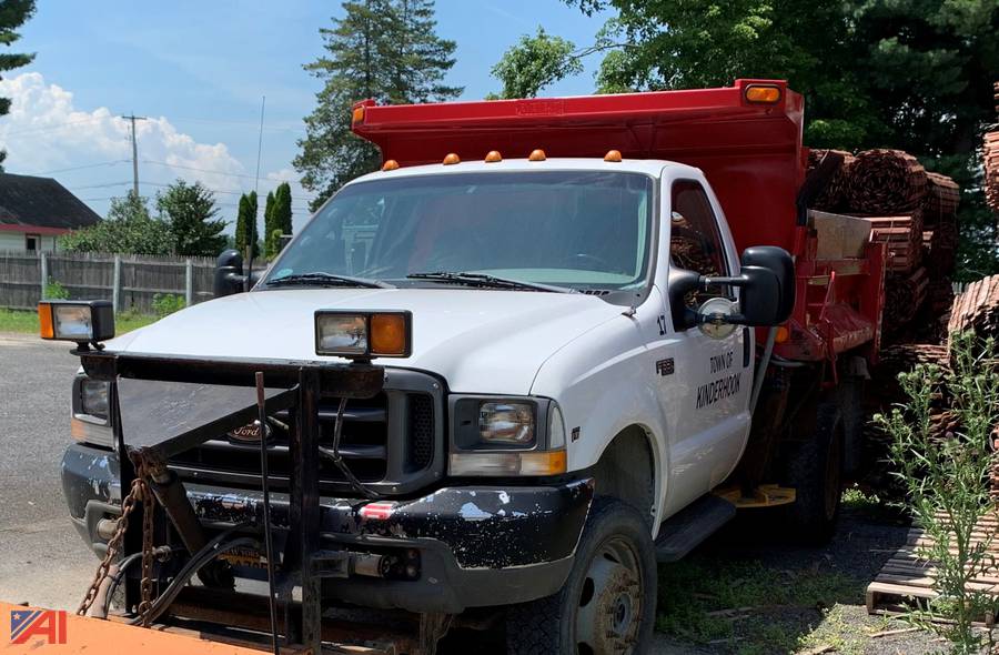 Auctions International Auction Town of Kinderhook HwyNY 25439 ITEM