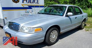 2003 Ford Crown Victoria 4 Door/Police Interceptor