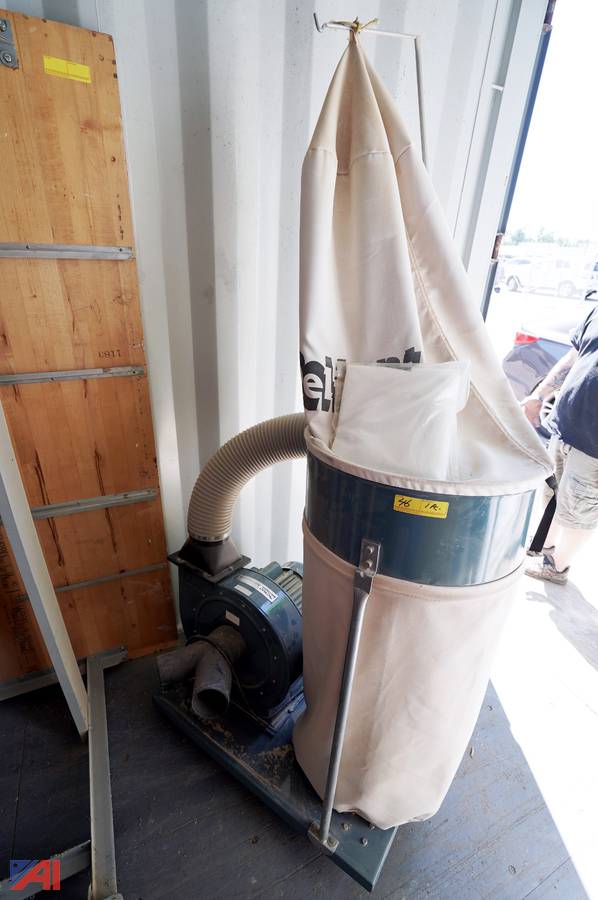 Auctions International Auction Amherst CSDNY 25500 ITEM Reliant 820 Dust Collector