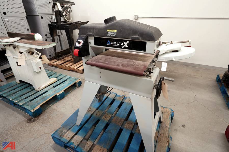 Auctions International Auction Kenmore Town of Tonawanda UFSDNY