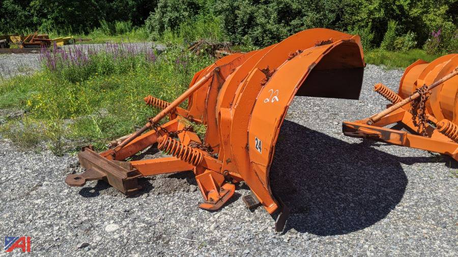 Auctions International Auction Town of ClayNY 25820 ITEM 11' Plow 24