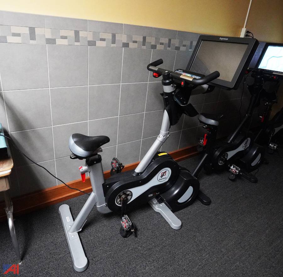 Auctions International Auction AlfredAlmond CSDNY 26007 ITEM