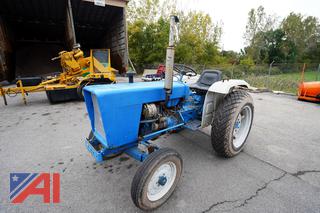 1982 Ford F1700 Tractor/Loader