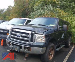 (#17) 2007 Ford F350 XL Super Duty Pickup Truck with Cap