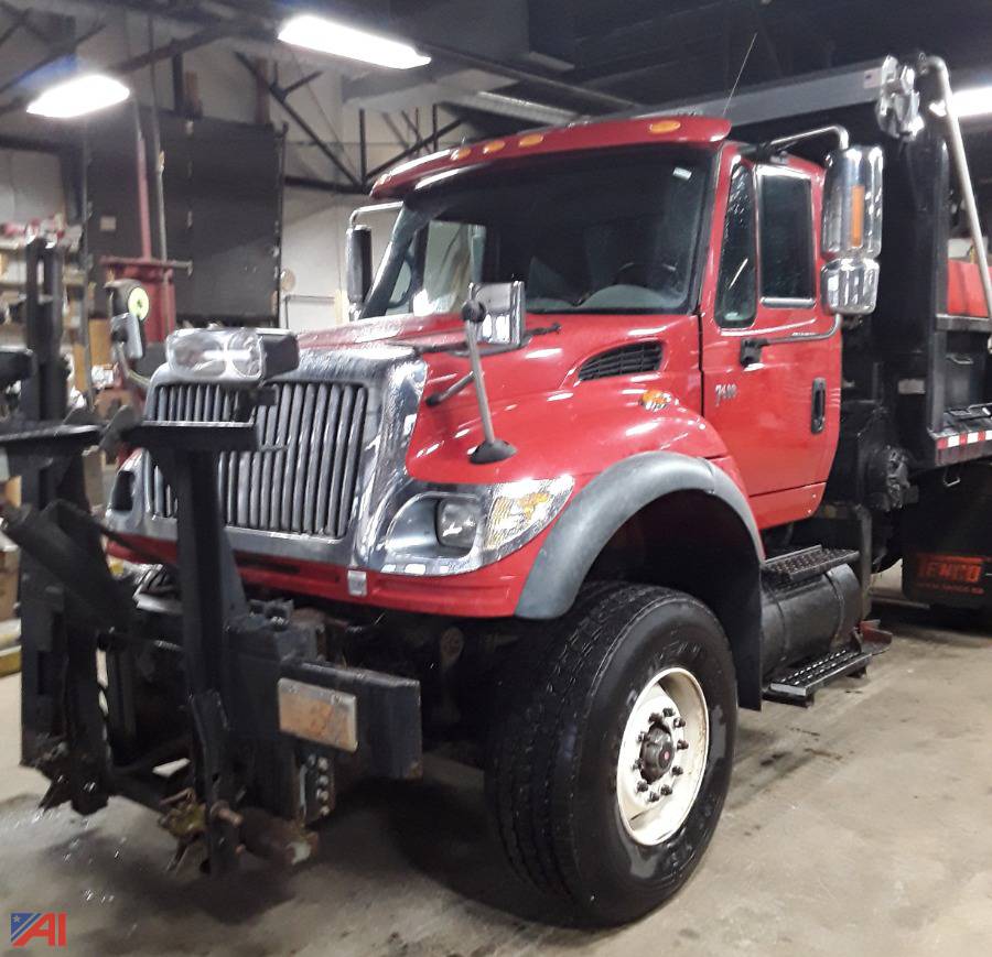 Auctions International Auction Village of Saranac Lake HwyNY 26914