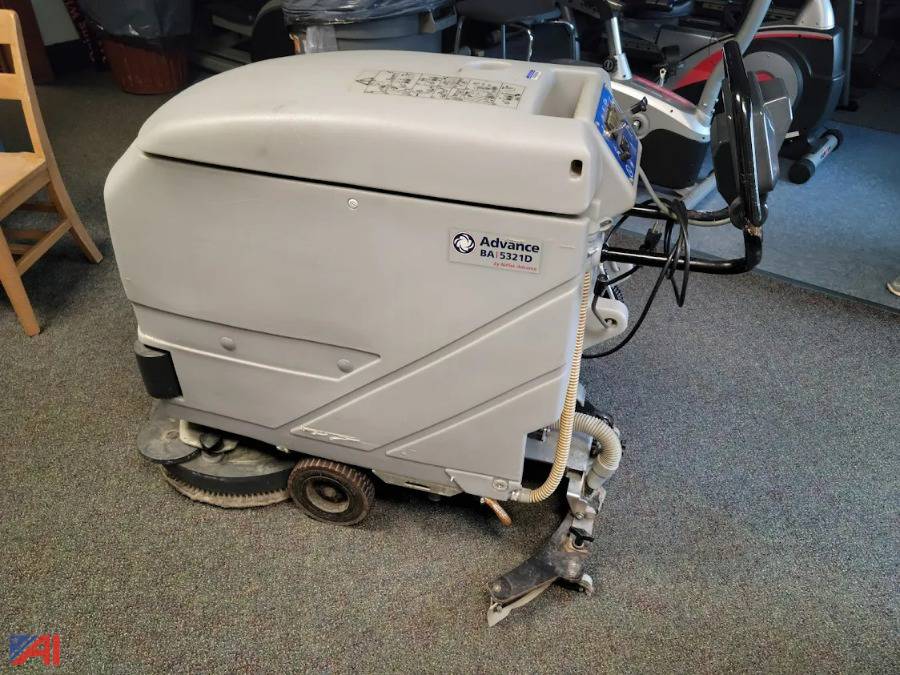 Auctions International Auction Marion CSDNY 27116 ITEM Advance