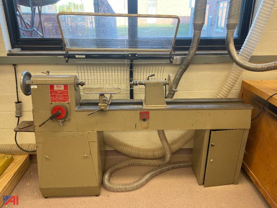 Auctions International Auction Williamson CSDNY 27117 ITEM VEGA