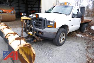 (#28) 2005 Ford F350 XL Super Duty Flatbed Truck with Plow