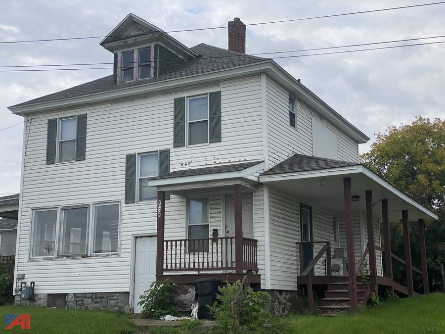 Auctions International Auction *Auction Extended* Surplus Real