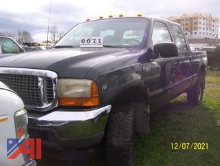 2001 Ford F350 Super Duty Crew Cab Long Bed Pickup Truck (892G)