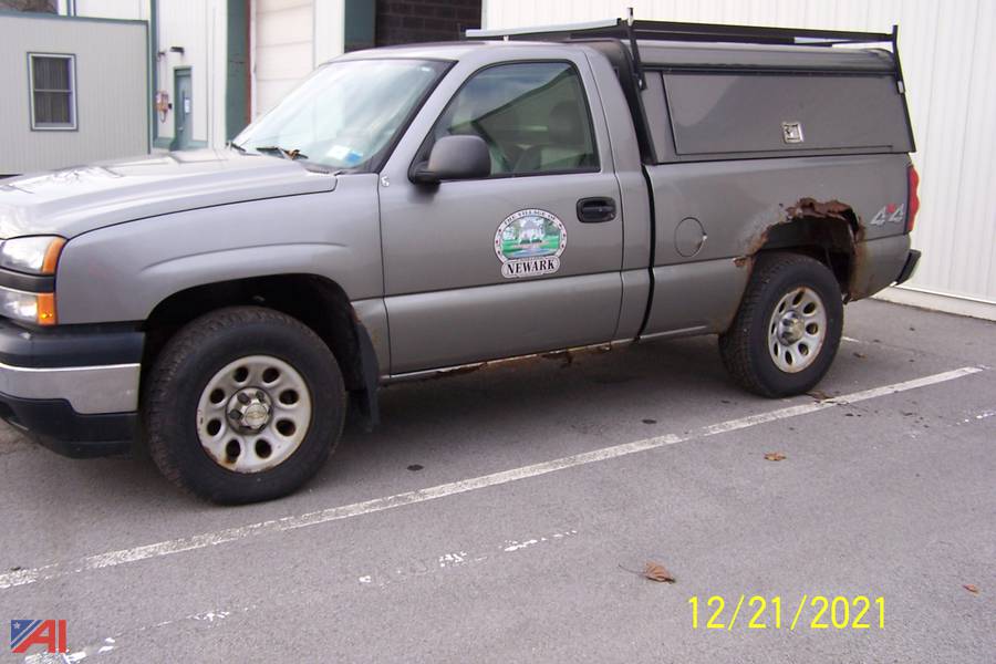 Auctions International Auction Village of Newark DPWNY 27323 ITEM