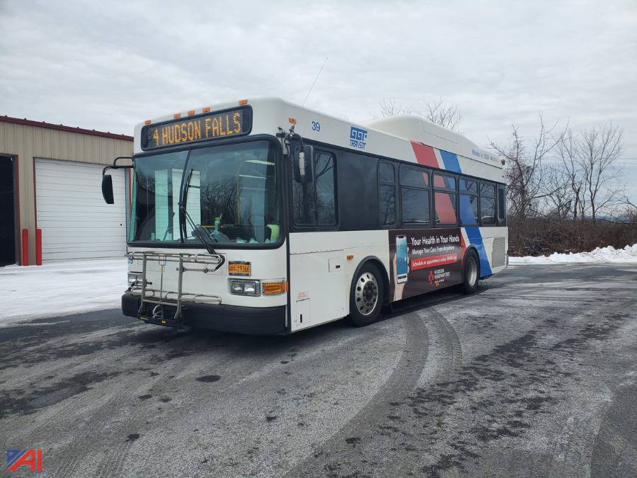 Auctions International Auction Greater Glens Falls TransitNY 27575 ITEM 2011 Gillig Low