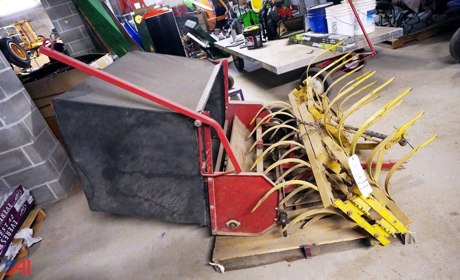 Auctions International Auction York CSDNY 27631 ITEM Tractor