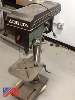 (#17) Delta 14-040 Table Top Drill Press