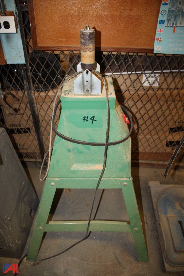 Auctions International Auction Cold Spring Harbor CSDNY 27982 ITEM