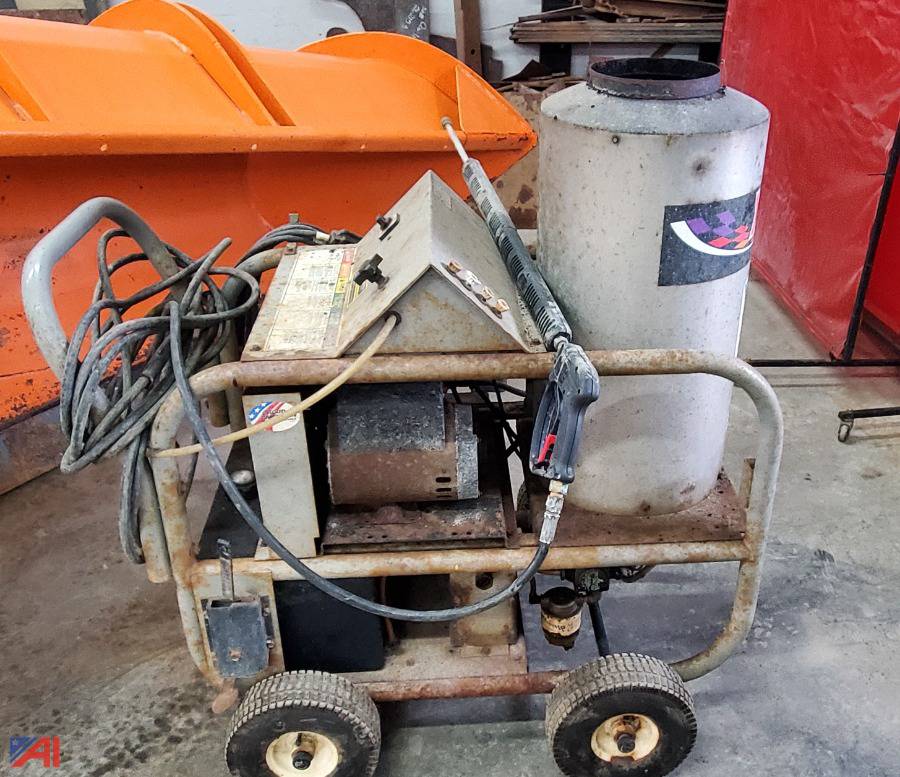 Auctions International Auction Town of Carlisle HwyNY 28082 ITEM