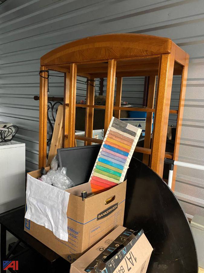 Auctions International Auction Storage Unit AuctionNY 28396 ITEM Storage Unit Z510