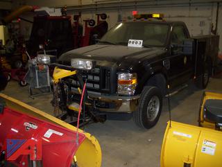 2008 Ford F350 XL Super Duty Utility Truck with Plow
