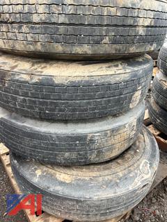 11R24.5 Tires with Rims