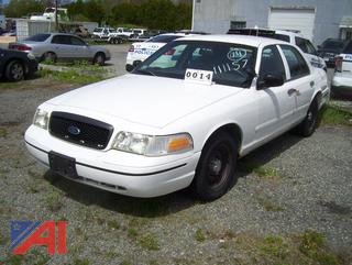 1999 Ford Crown Victoria Sedan/Police Interceptor