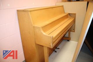 Yamaha Upright Piano  