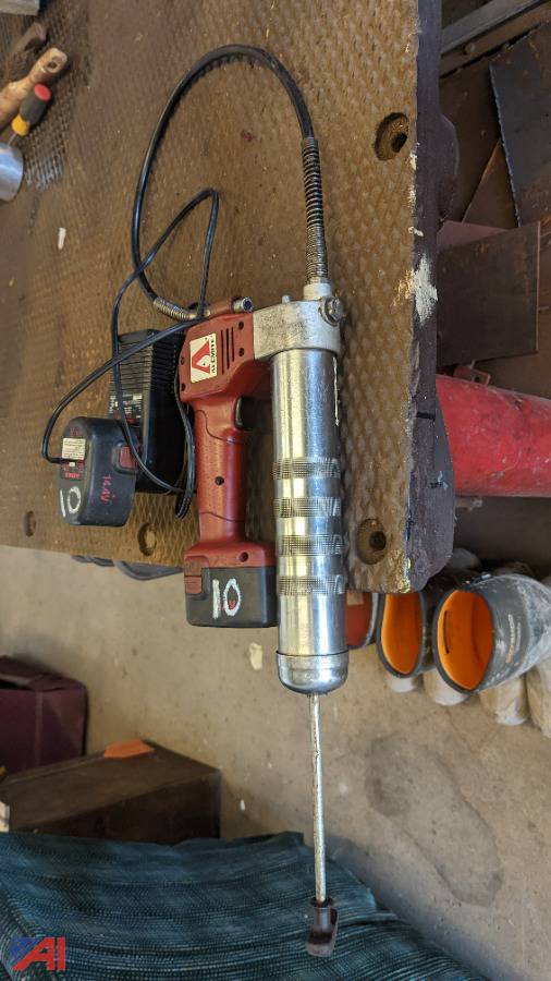 Auctions International Auction Town of AureliusNY 29179 ITEM