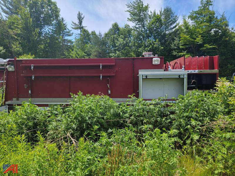 Auctions International Auction Rumford Public WorksME 29230 ITEM 1994 2000 Gallon Tanker Body