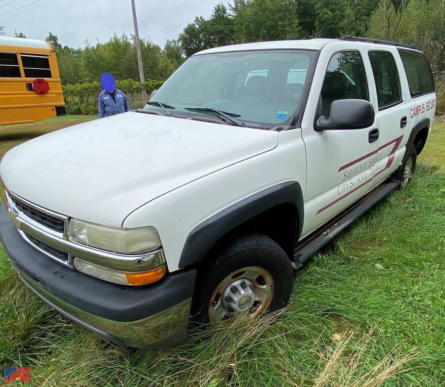 Auctions International Auction Saratoga Springs CSDNY 29390 ITEM (S2) 2004 Chevy 2500 Suburban