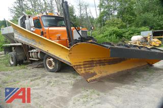 **UPDATED**(#51) 2001 International 5600i Sander Truck with Plow and Wing